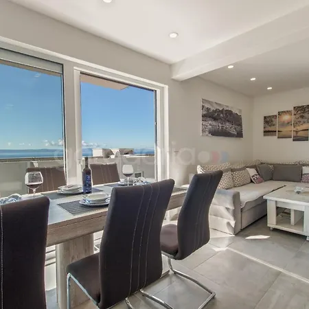 Luxury Poseidon - Free Parking Appartement