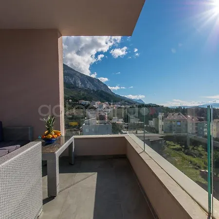 Luxury Poseidon - Free Parking Apartman