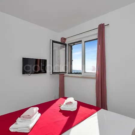 Luxury Poseidon - Free Parking Apartman