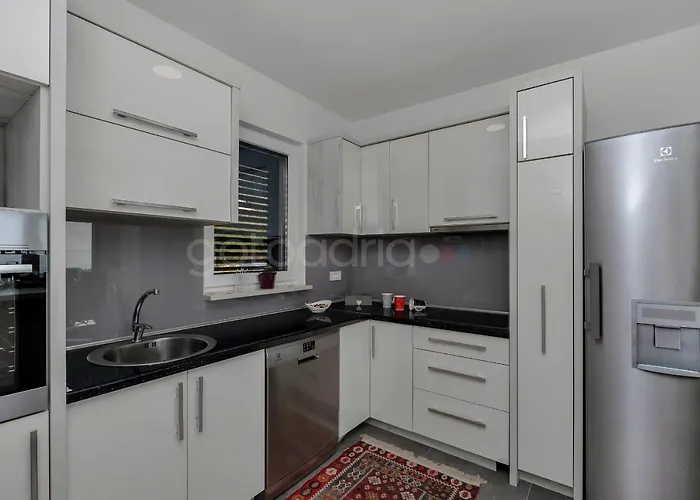 Apartment Luxury Poseidon - Free Parking Makarska