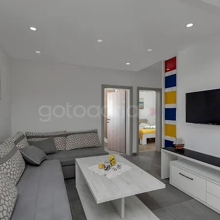 Luxury Poseidon - Free Parking מאקרסקה